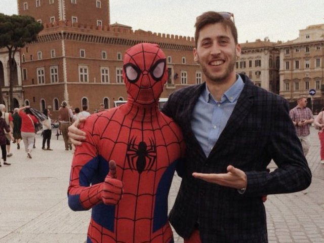 giuseppe e spiderman a roma